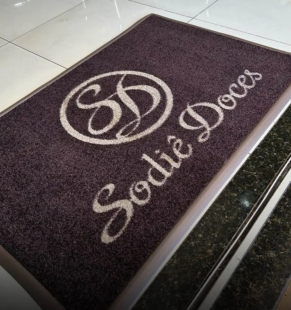Tapete personalizado Sodiê Doces
